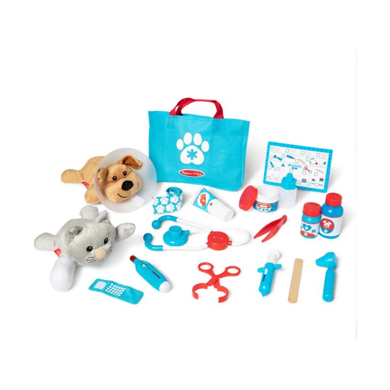 Melissa & Doug Pretend Play: Non-Wood - Petvet Playset (6074883)