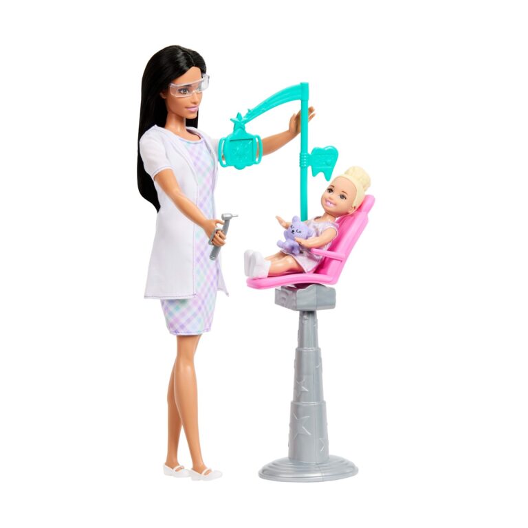 Mattel Barbie: You Can Be Anything - Dentist with Kid Doll (JMK15)